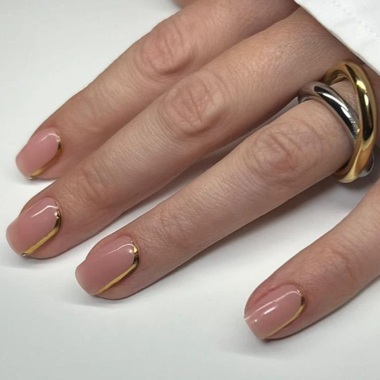 Goldfinger by Anouk Nijs - Image 4